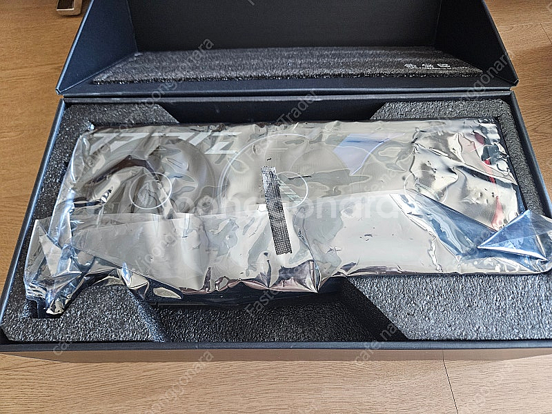 ASUS RTX 4080 SUPER STRIX GAMI...--5