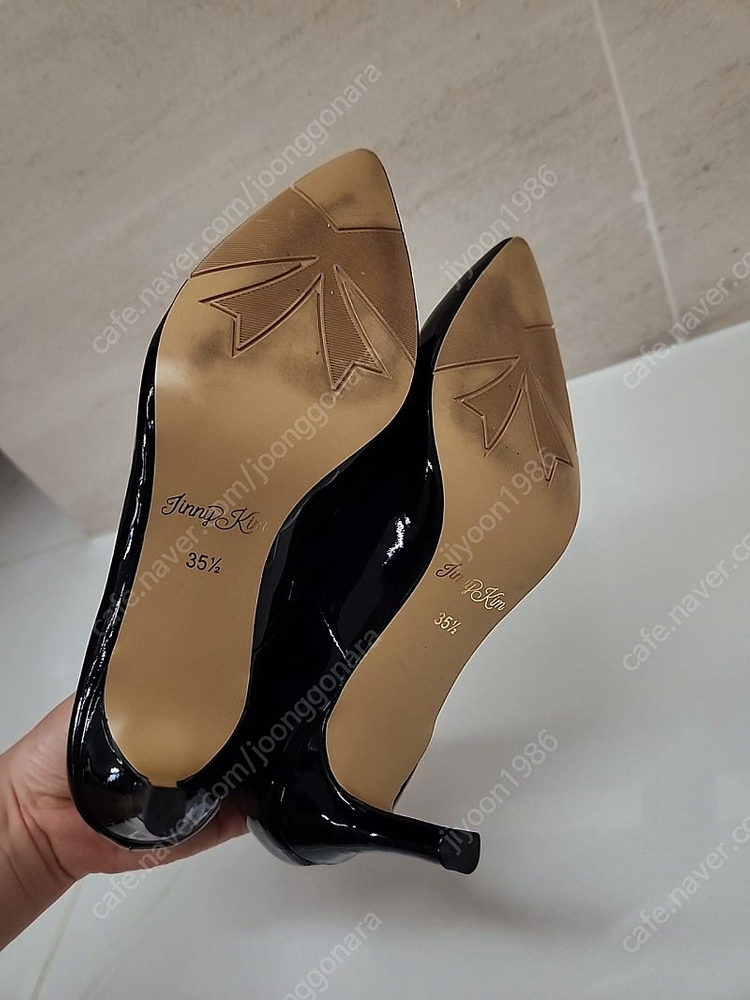 지니킴 Jenny Kim 블랙 Chicky 구두 기본구두 에나멜 정장구두 이미지