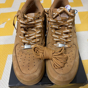 나이키x슈프림 된장포스 275사이즈