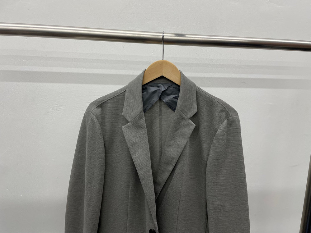 105,38)타임옴므 린넨 자켓,우영미 블루 워싱 롱 데님 팬츠 이미지