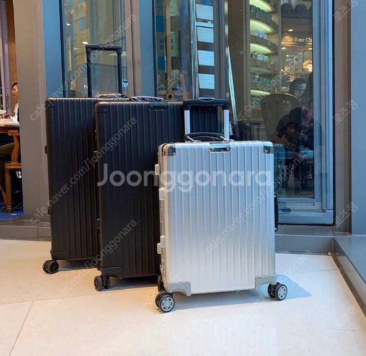 (실사포함 2종)리모와 클래식 알루미늄 캐빈 체크인 캐리어 20 / 26 / 30 인치--0