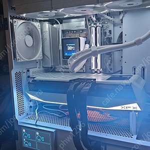 라데온 xfx 9070xt mercury white 팝니다