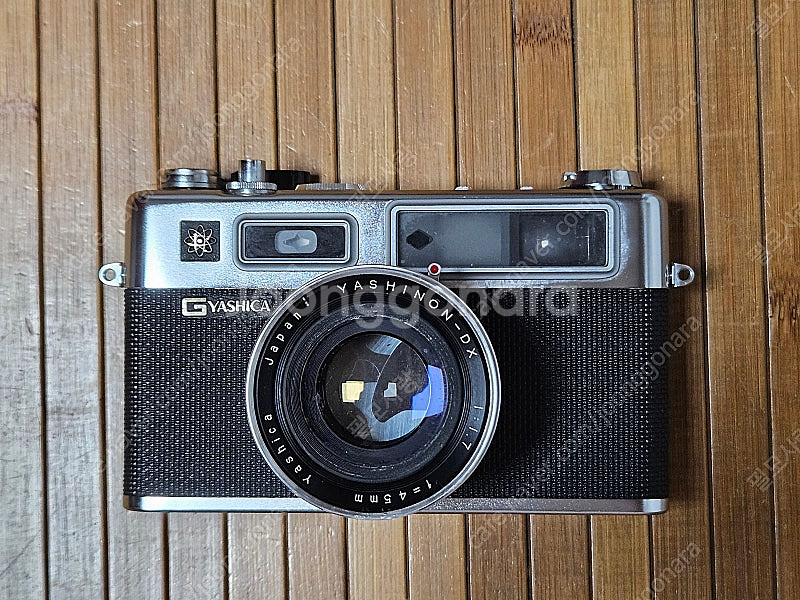 야시카의 RF 카메라 Yashica Electro 35...--0