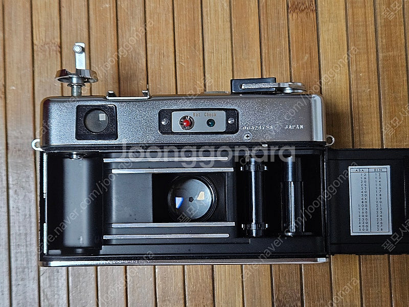 야시카의 RF 카메라 Yashica Electro 35...--3