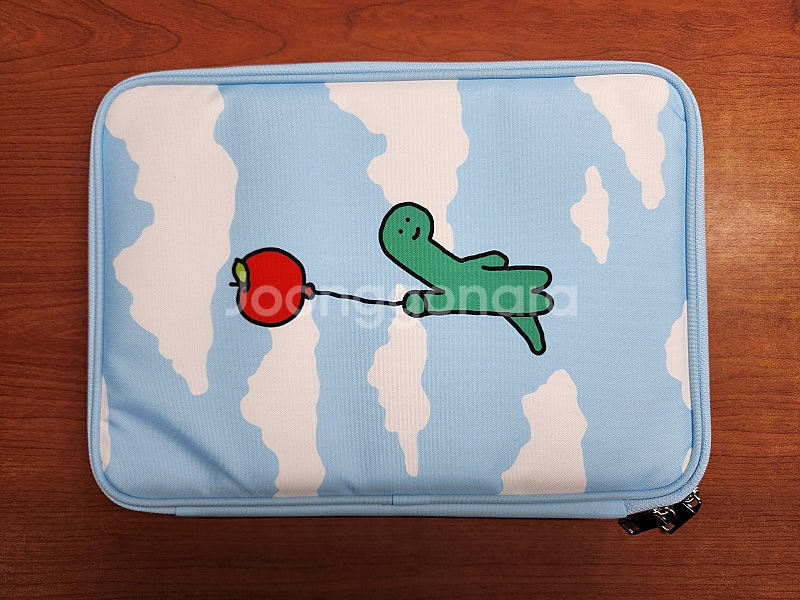 갤럭시탭 조구만 파우치 팝니다.--1