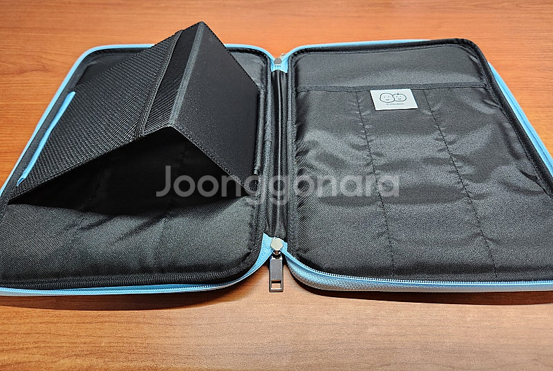 갤럭시탭 조구만 파우치 팝니다.--4