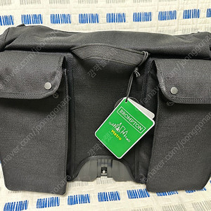 브롬톤 메트로 메신져백 L판매합니다(새제품)