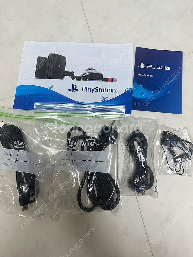 플스4 PS4 스파이더맨 에디션 팝니다.--3