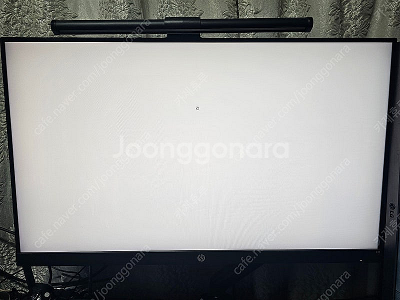 HP X32 QHD Gaming 모니터팝니다--1