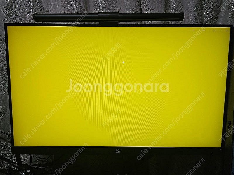 HP X32 QHD Gaming 모니터팝니다--7