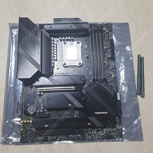 인텔 i5 14600KF + MSI Z790 토마호크 WIFI DDR5 보드셋 팝니다~~~~~~~~~~~~~~~~~~~~~~~