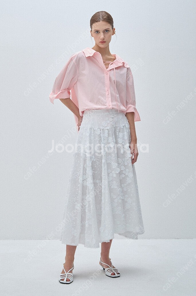 25ss 마인 핀턱 스트랩 칼라 셔츠 55 더캐시미어 타임 랑방--3