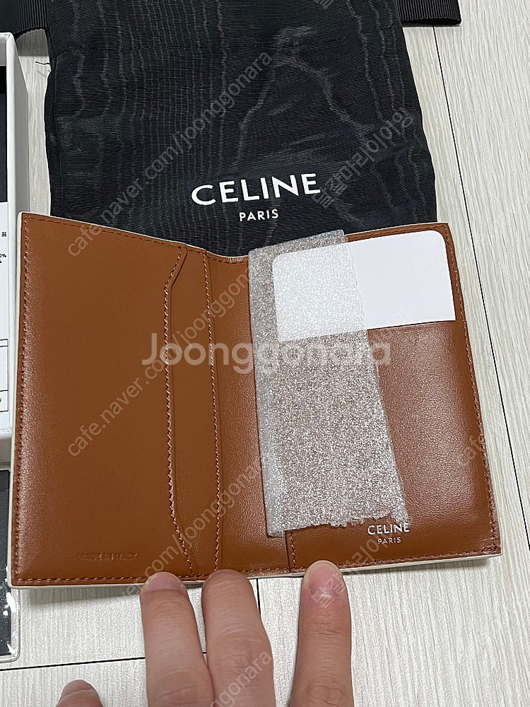 CELINE 셀린느 카드지갑/정가56만 새상품--1