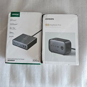 유그린 200W 국내 220V 총 8포트 KC인증 충전기, 유그린 GaNIII 100W PD PPS 3680W 멀티탭 고속접지충전기 프로 미개봉 새제품 이삿짐 정리중입니다 다른
