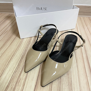 BMUSE 비뮤즈 베뉴엣 구두 스틸레토 003