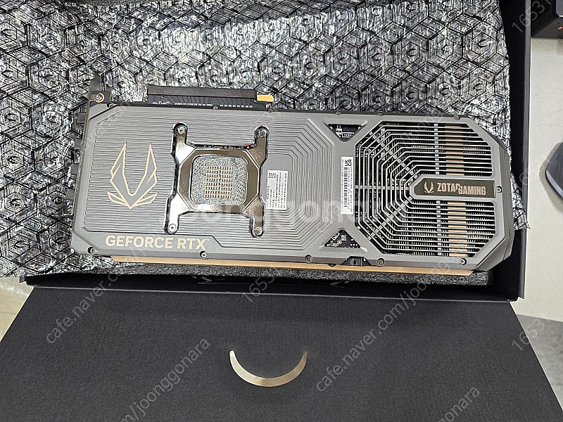 ZOTAC GAMING 지포스 RTX 5090 AMP ...--1