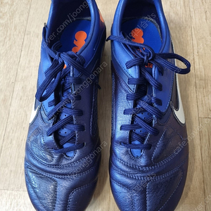 나이키 축구화 CTR360