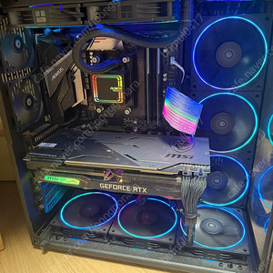 5700x3d + 2070super 본체 (SSD/HDD X, 윈도우11 O)