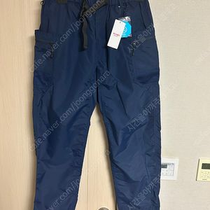 BEAMS 빔즈 나일론 워크 팬츠 네이비 L