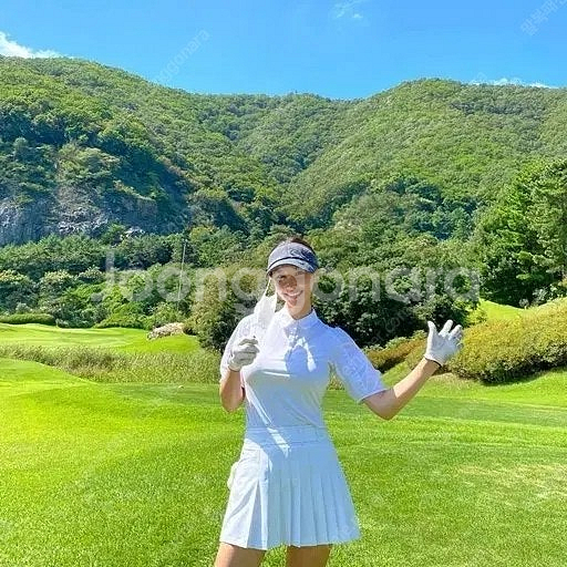 세인트 앤드류스 여성 반팔티 화이트 XL사이즈(77)--2