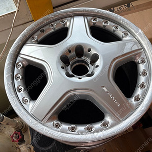 ML W163 AMG 정품 19인치 휠 판매합니다.