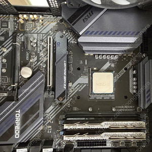 5800x3d+x570+32gb램+빅타워케이스