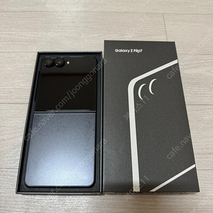갤럭시 Z 플립 7 512G S급 제트 블랙