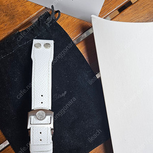 iwc 마크20 및 마크 시리즈용, 항공시계용 스쿠알로 가죽 스트랩 화이트 판매합니다.