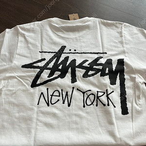 새상품) stussy 스투시 뉴욕 반팔