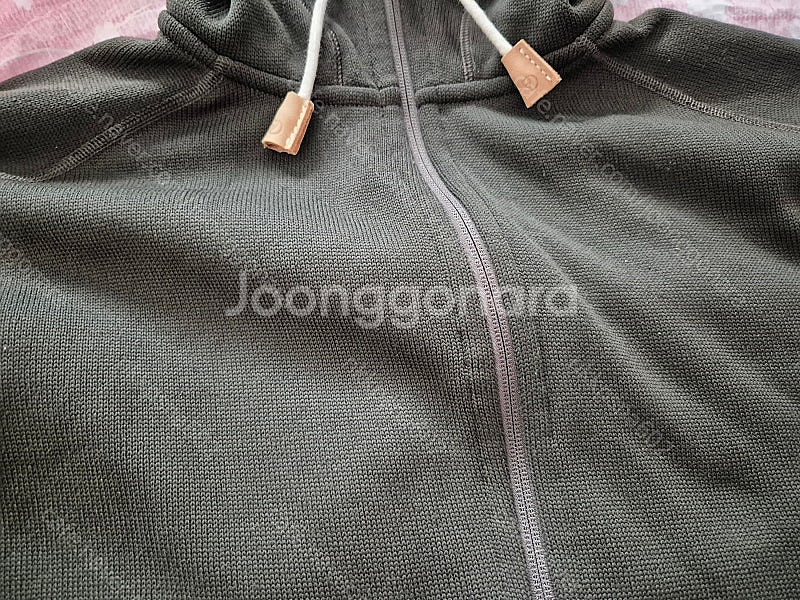 파타고니아 R1에어 풀집 후디XL ,피엘라벤 오빅 플리...--4