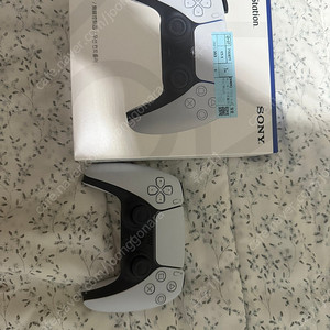 Ps5 듀얼센스 화이트 판매합니다