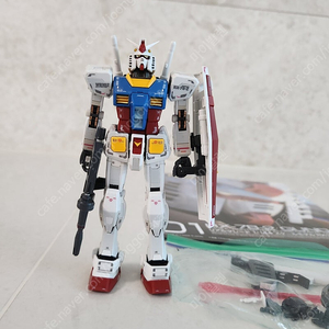 RG 퍼스트 건담 RX-78 완성작 (프라모델)