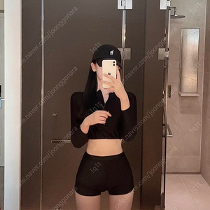 에이블리 크롭 반집업 래쉬가드 바지 세트