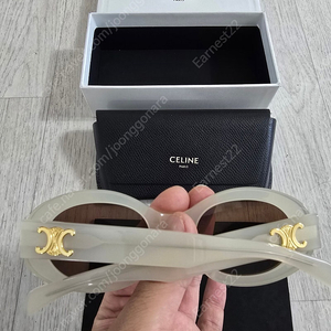(정품) 셀린느 오벌 트리오페 트리옹프 01 선글라스 (명품 여자 안경테)