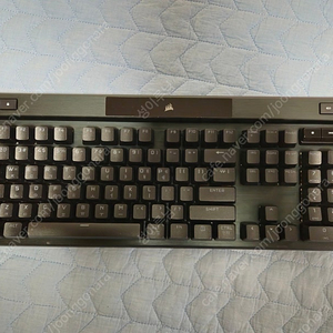 커세어 K70 RGB PRO OPX 광적축 풀윤활 키보드 팔아요