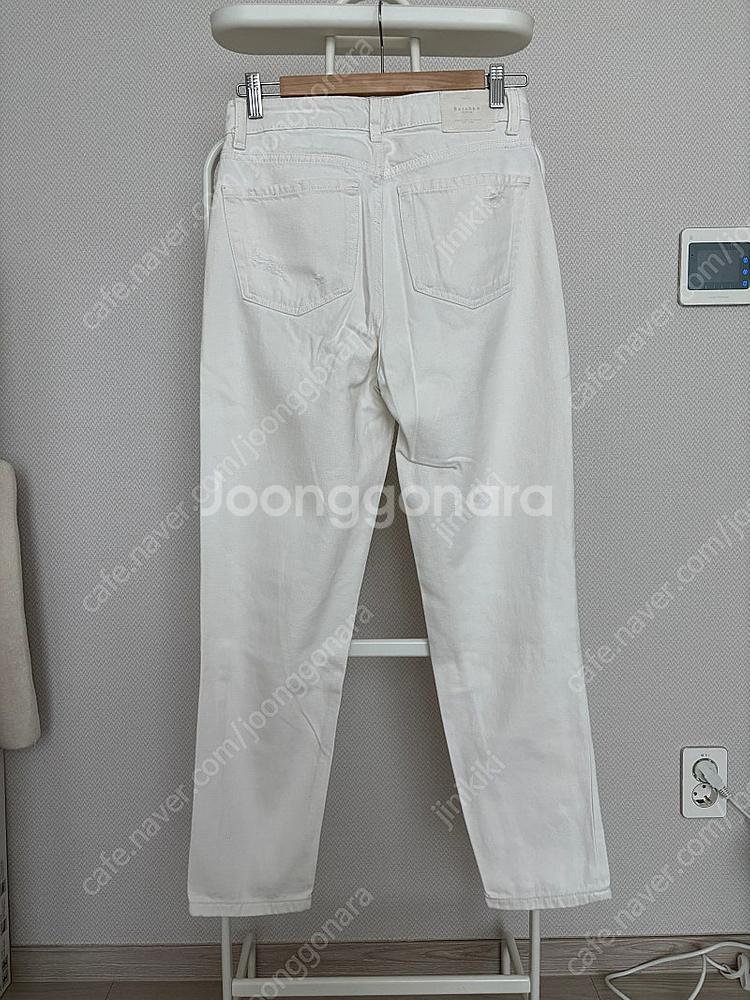 새상급 Bershka 버쉬카 디스트로이드 데님 청바지--2