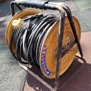 전기 안전케이블릴(60m) 2만원