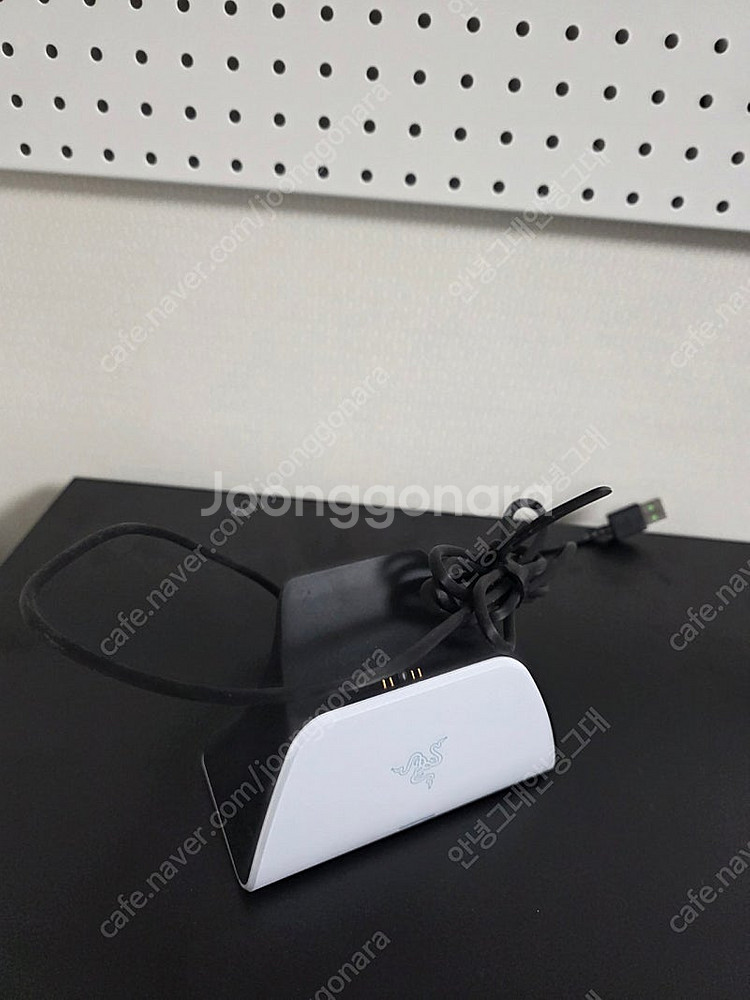 ps5 플스5 레이져 듀얼센스 충전 거치대 25000원--1