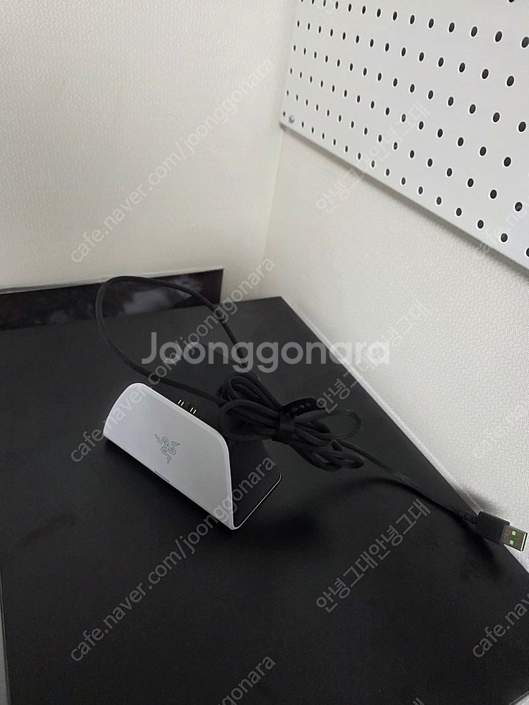 ps5 플스5 레이져 듀얼센스 충전 거치대 25000원--2
