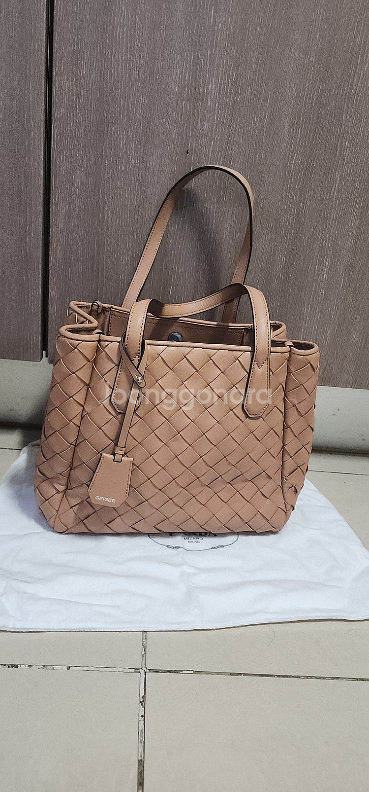 가이거 GEIGER 인트레지아토 숄더백 각각--7