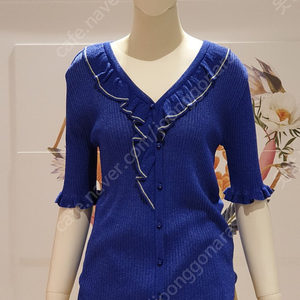 [새상품] 티렌 러플 반팔 니트 코랄 55 정가 139,000원