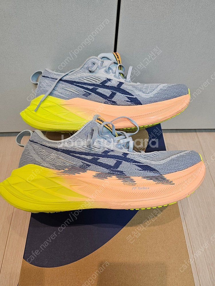아식스 슈퍼블라스트2 파리 에디션 260사이즈--3