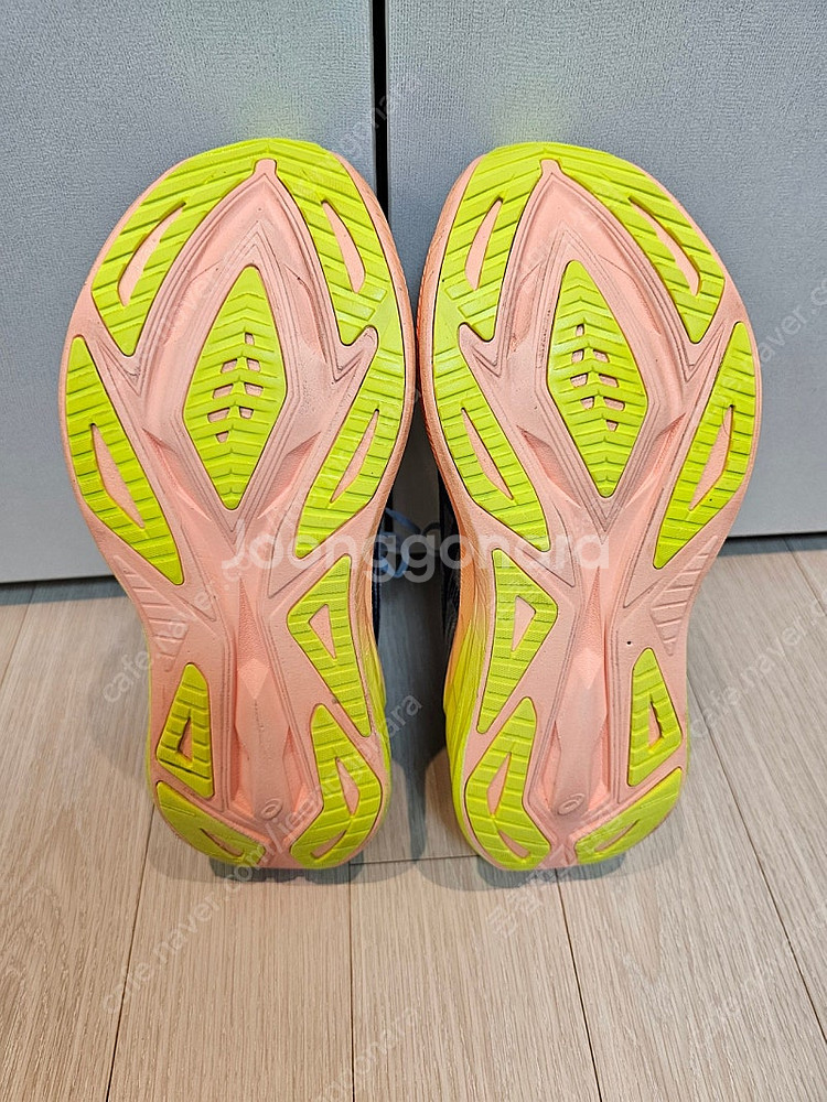 아식스 슈퍼블라스트2 파리 에디션 260사이즈--6