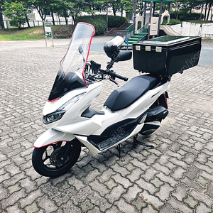 23년식 PCX 125 ABS 판매합니다.