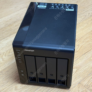 QNAP TR-004 DAS 팝니다.
