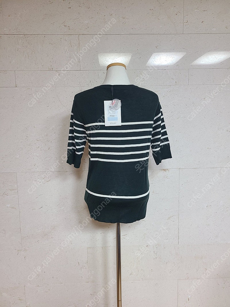 [새상품] 온앤온 스트라이프 반팔 니트 프리사이즈 정가 123,000원 이미지