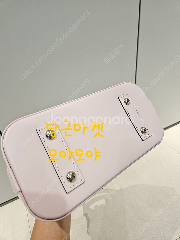 (정품)루이비통 알마bb 에삐 핑크 새상품급--6