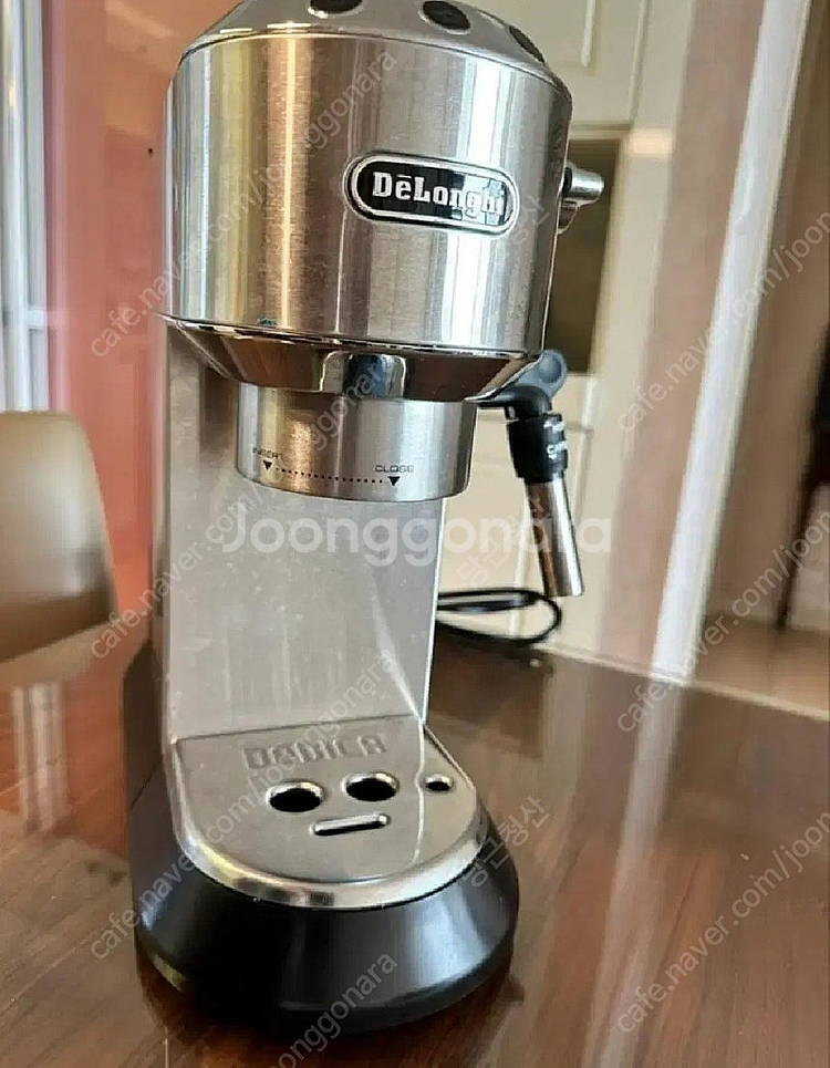 드롱기 데디카 에스프레소 커피머신 EC685 풀셋 판매...--1