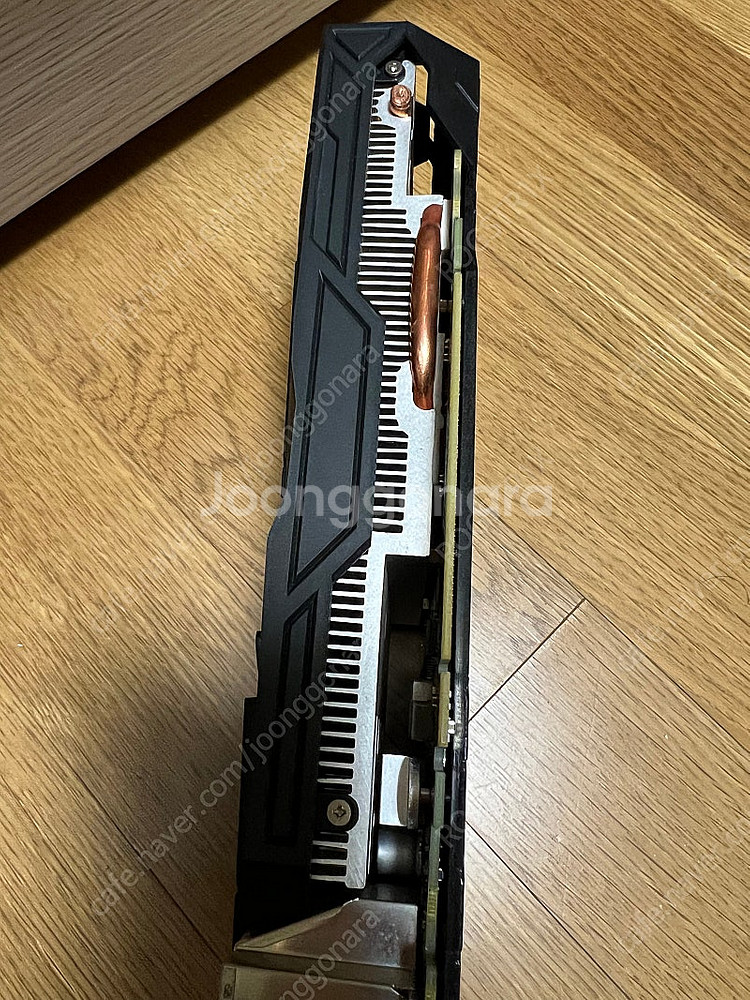 기가바이트 GTX1060 6GB--2