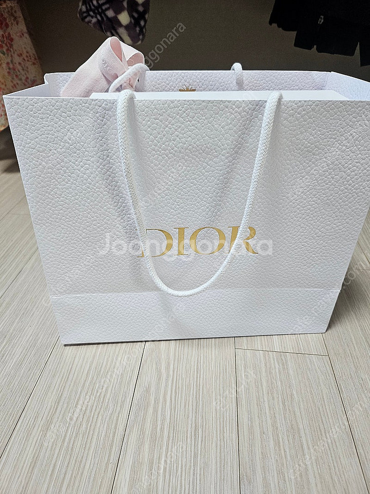 디올 쇼핑백 화이트 선물포장--0